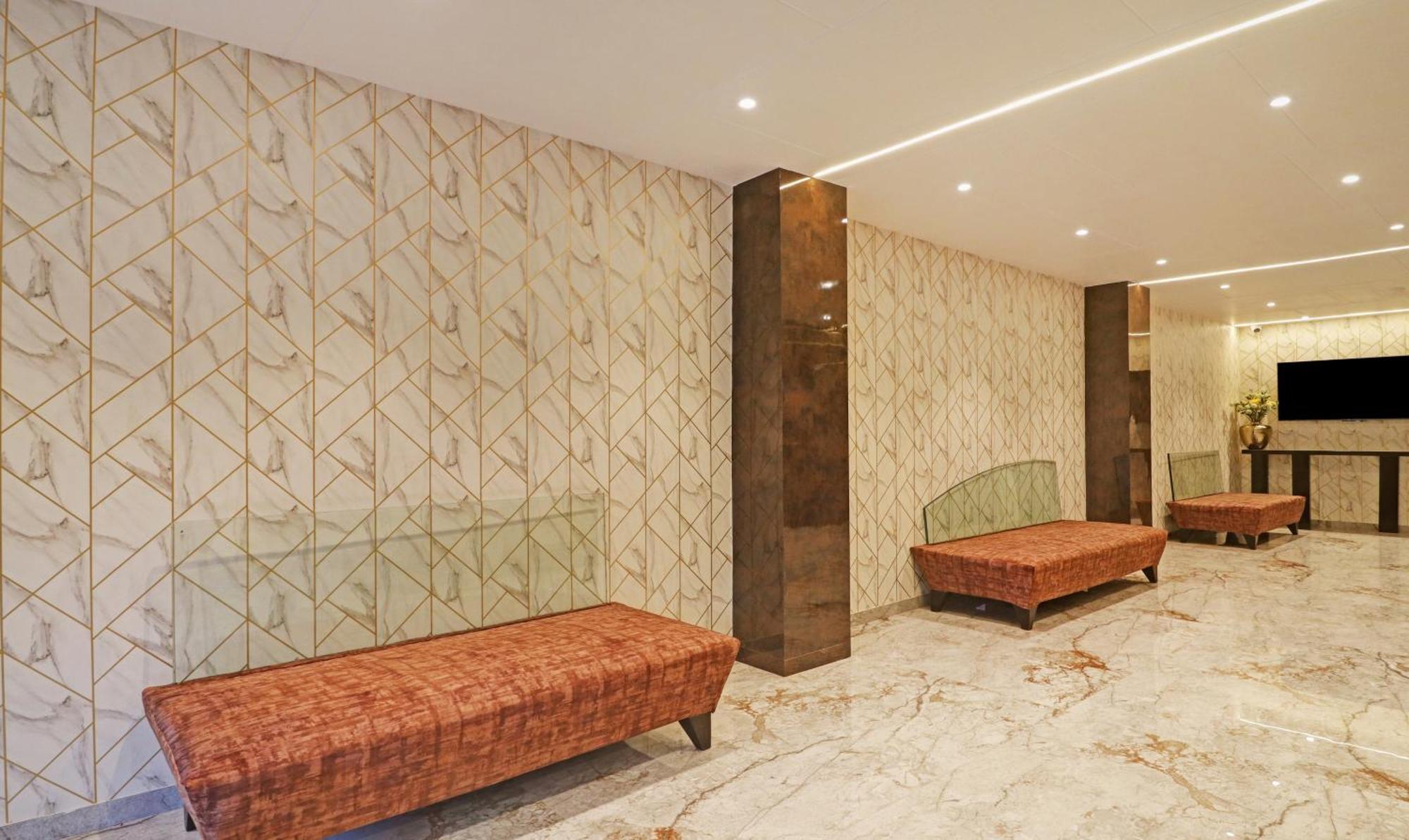 Treebo Premium Seven Lake View Hyderabad Eksteriør bilde