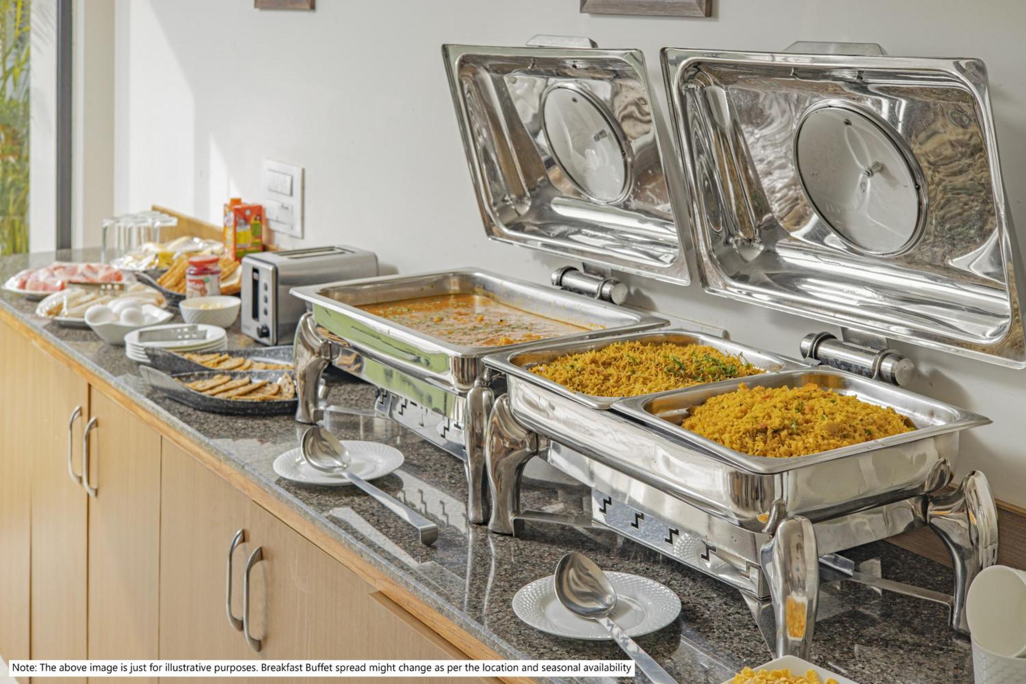 Treebo Premium Seven Lake View Hyderabad Eksteriør bilde